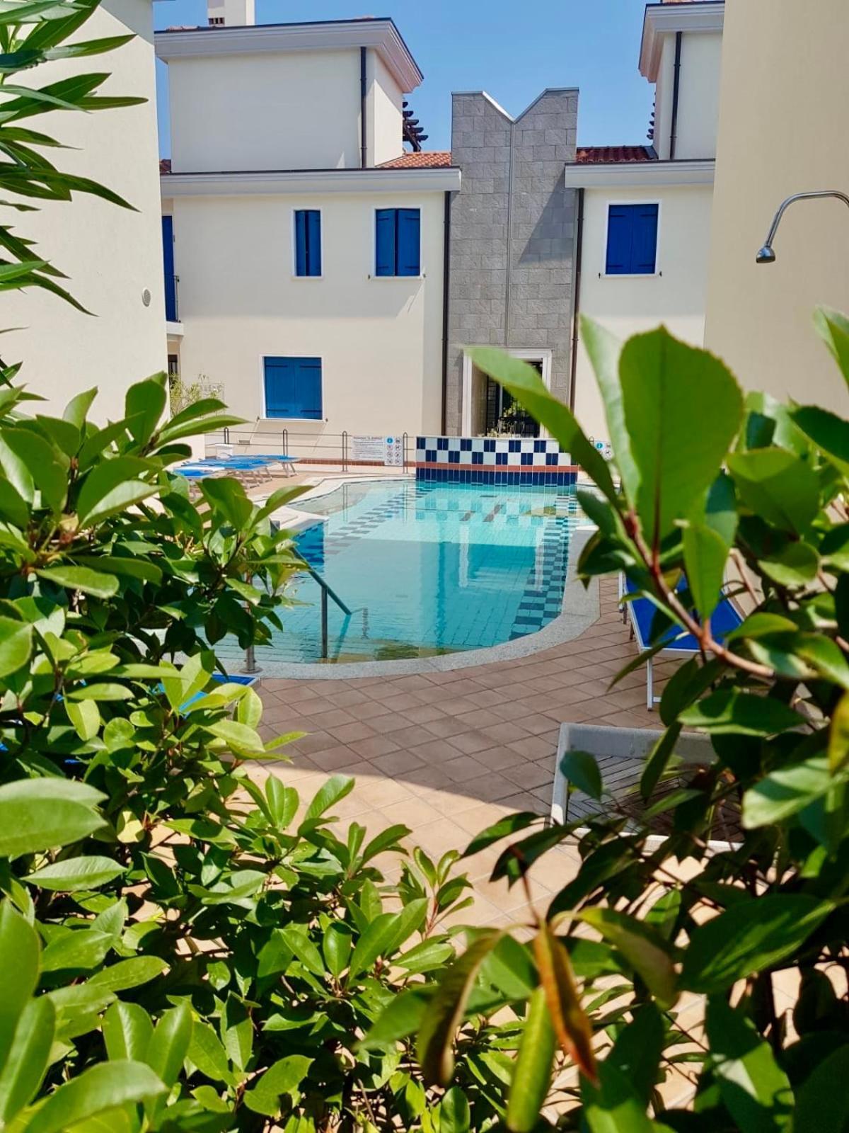 リド・ディ・イエゾロBorgo Al Mareアパートメント エクステリア 写真